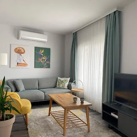 Trea Homes Marina Suites Μαρμαρίς